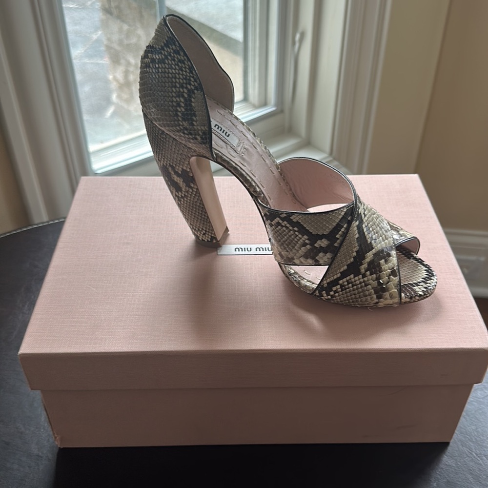 Miu Miu snake leather pumps, side 40 - Picture 4 of 4